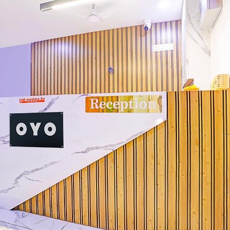 Hotel O Patang 24 Ахмедабад Екстериор снимка