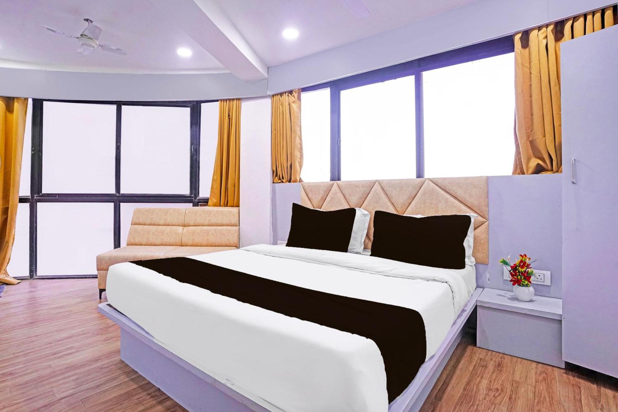 Hotel O Patang 24 Ахмедабад Екстериор снимка